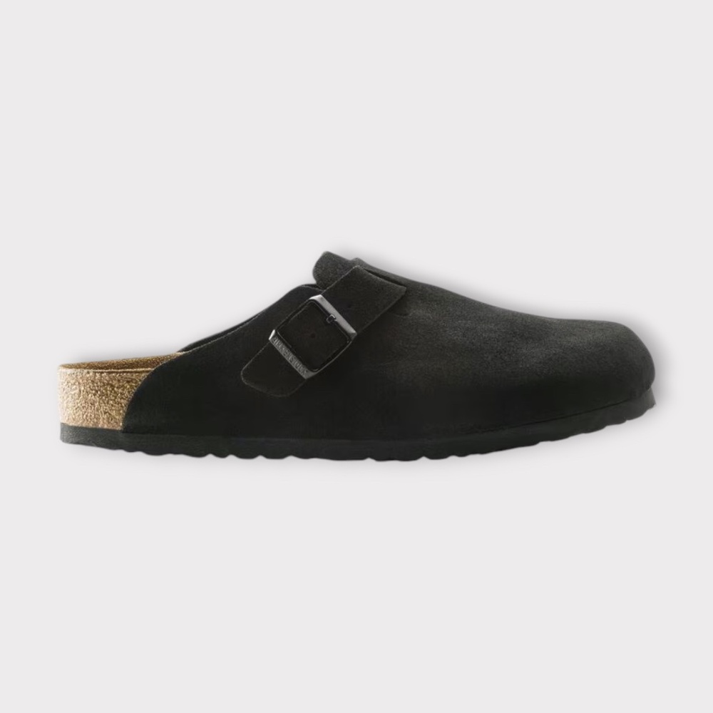 Birkenstock Boston Soft Footbed Clogs Suede Black. 0660471